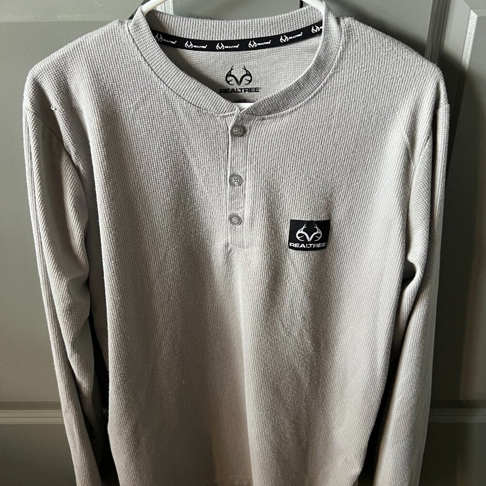 Realtree Long Sleeve Thermal Feel 1/4 Button Long Sleeve Large